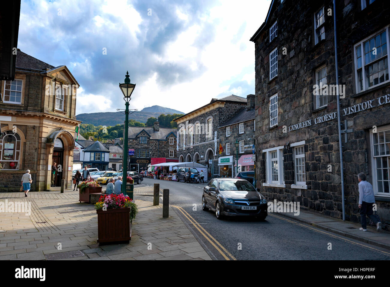 View of Eldon Square, Dolgellau, Gwynedd with the summit of Mynydd Moel in the background Stock Photo