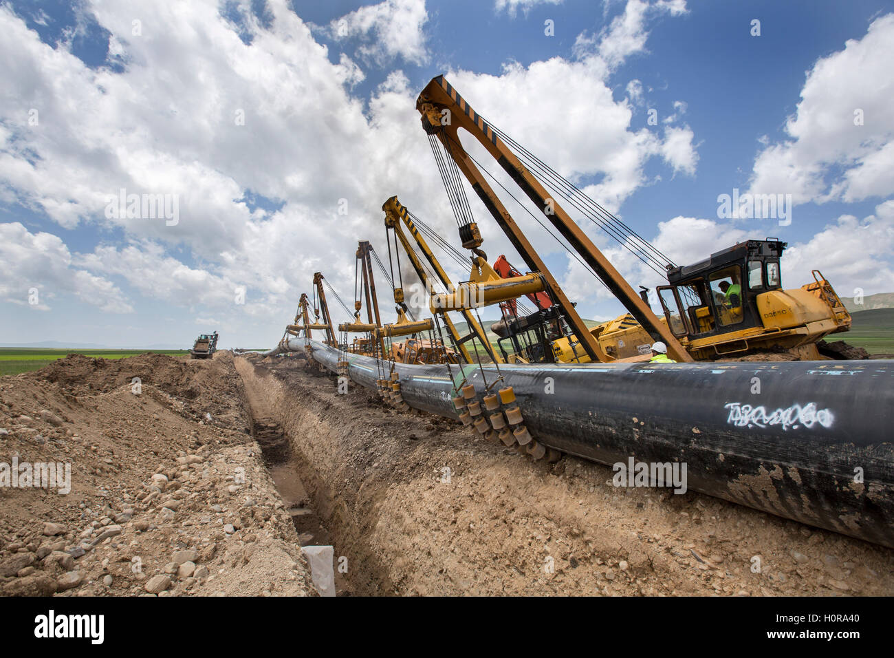 Sideboom hires stock photography and images Alamy