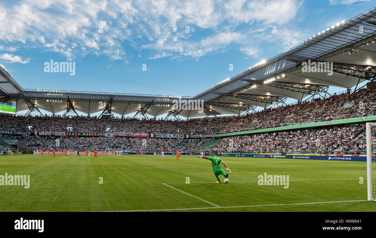 Legia warsaw goalkeeper hi-res stock photography and images - Alamy