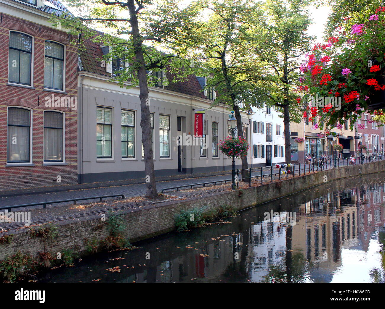 Interior of the Mondriaan House museum