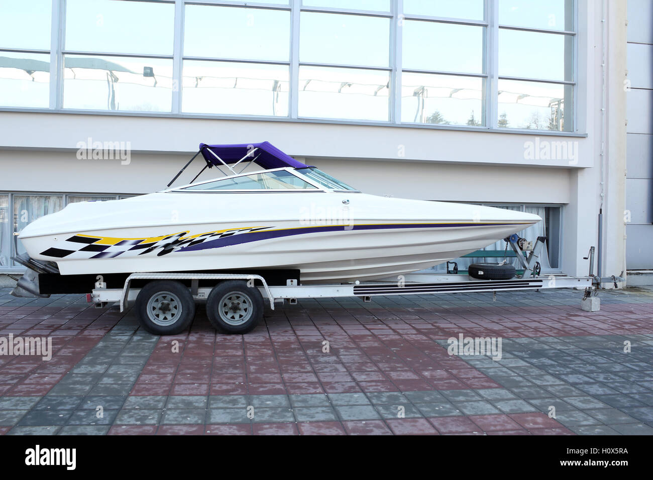 fast boat on trailer ready for transport Stock Photo Alamy