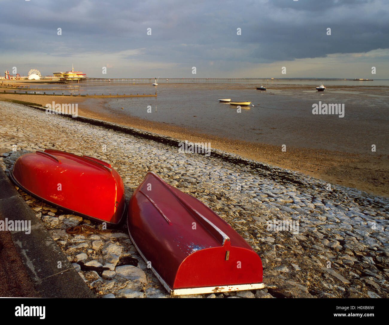Southend pier southend on sea hires stock photography and images Alamy