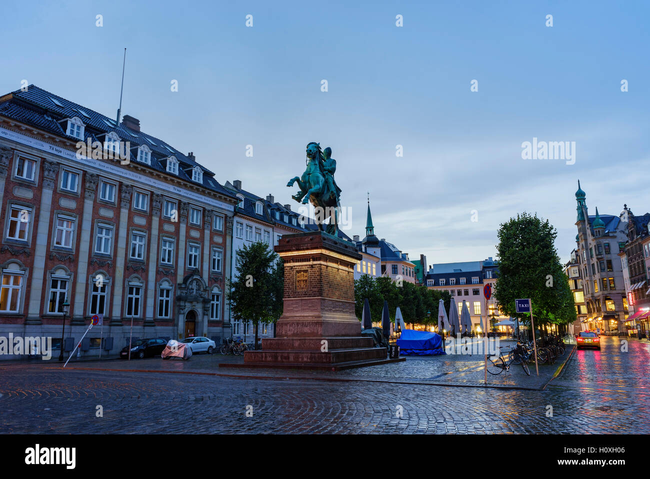 The historical statue of Absalon, Copenhagen, Denmark at night Stock Photo