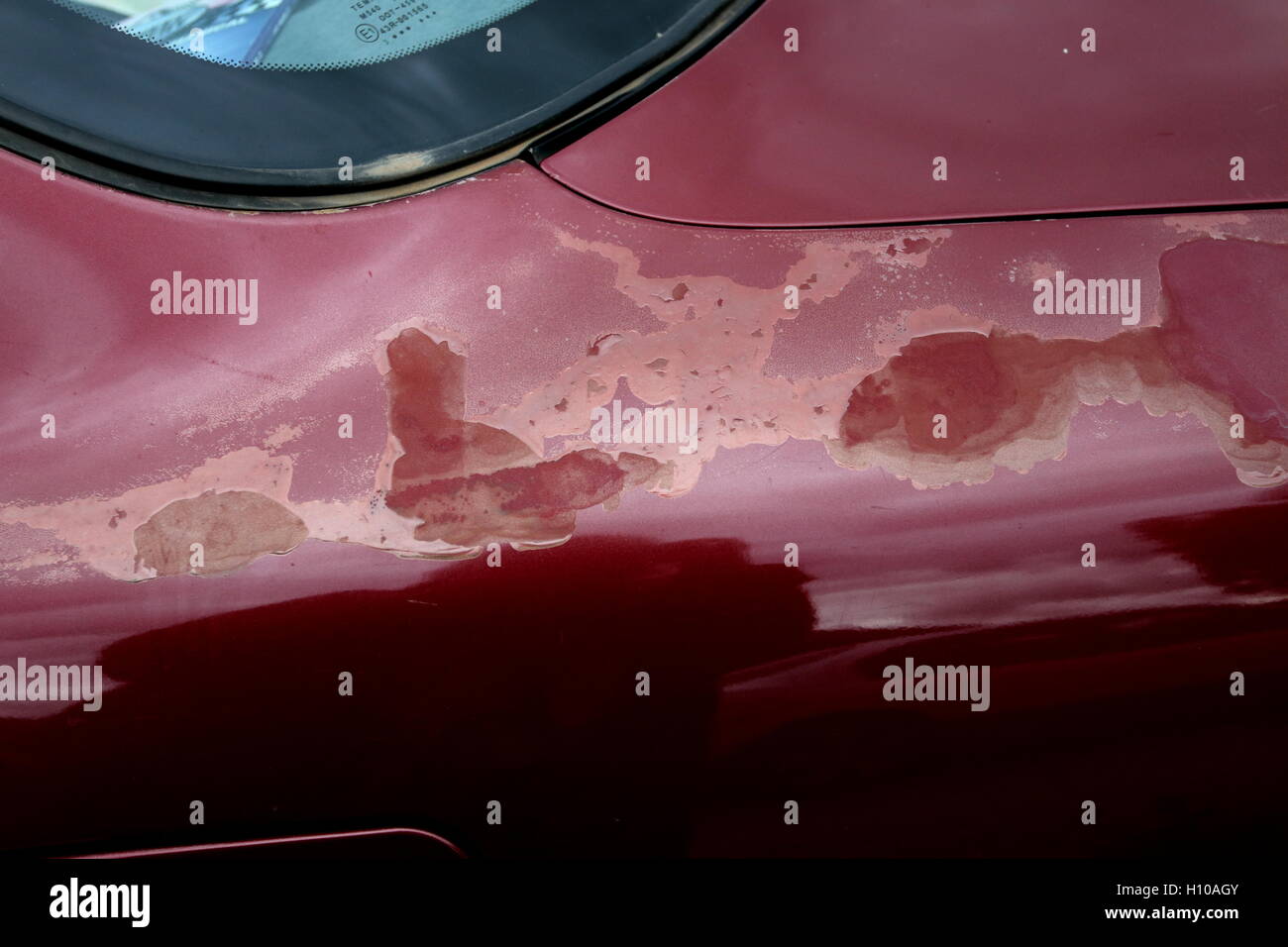 Car damaged paint hires stock photography and images Alamy