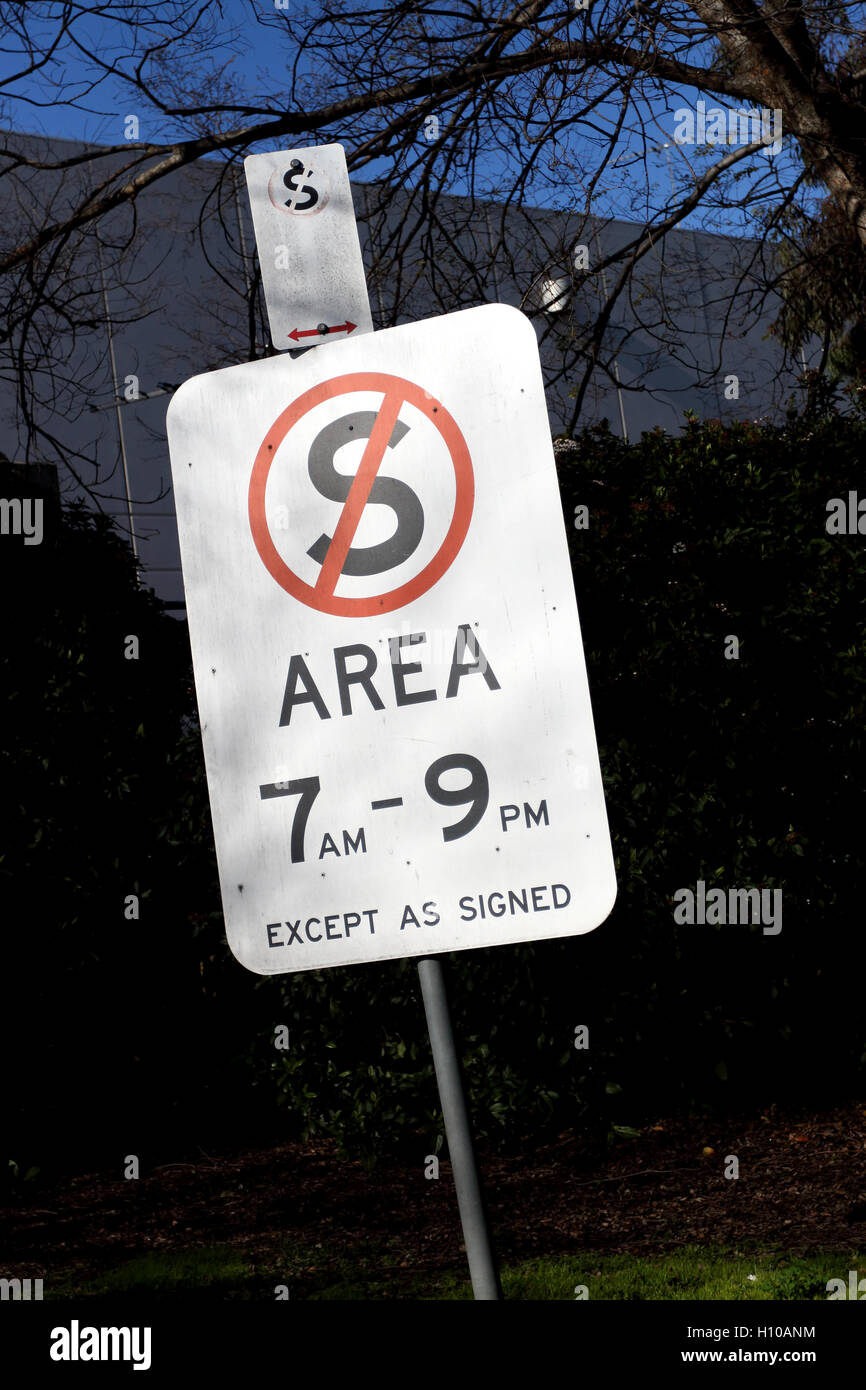 Australian Road Sign - No Standing Area between 7am till 9pm Stock Photo