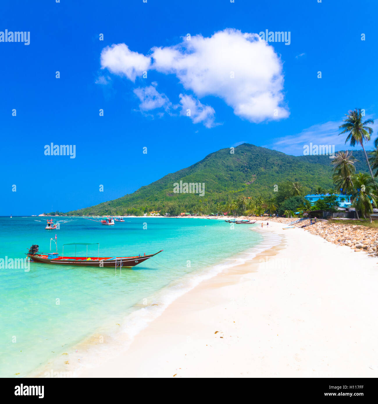 Tropical island adventure hi-res stock photography and images - Alamy