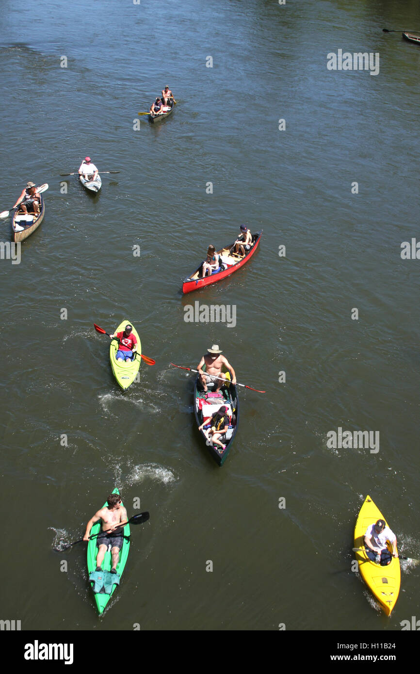 Floating the james river hires stock photography and images Alamy