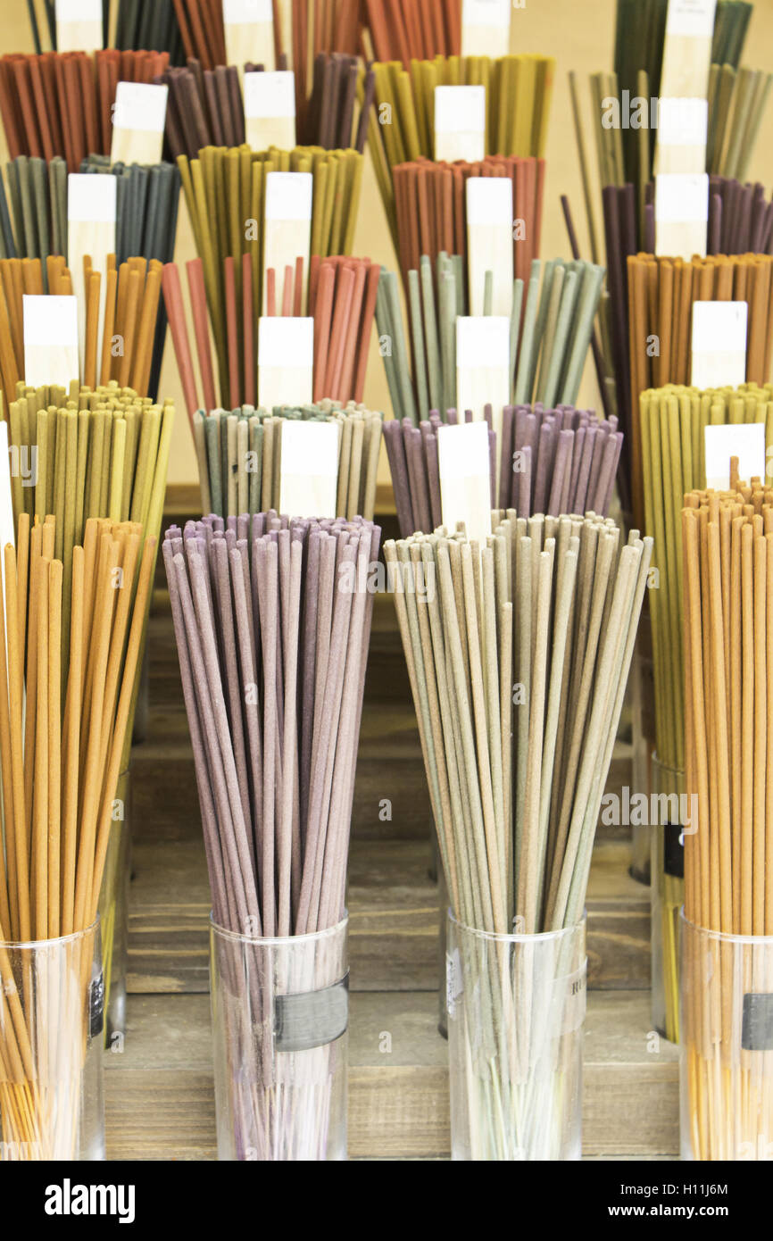 Pink incense sticks hi-res stock photography and images - Alamy