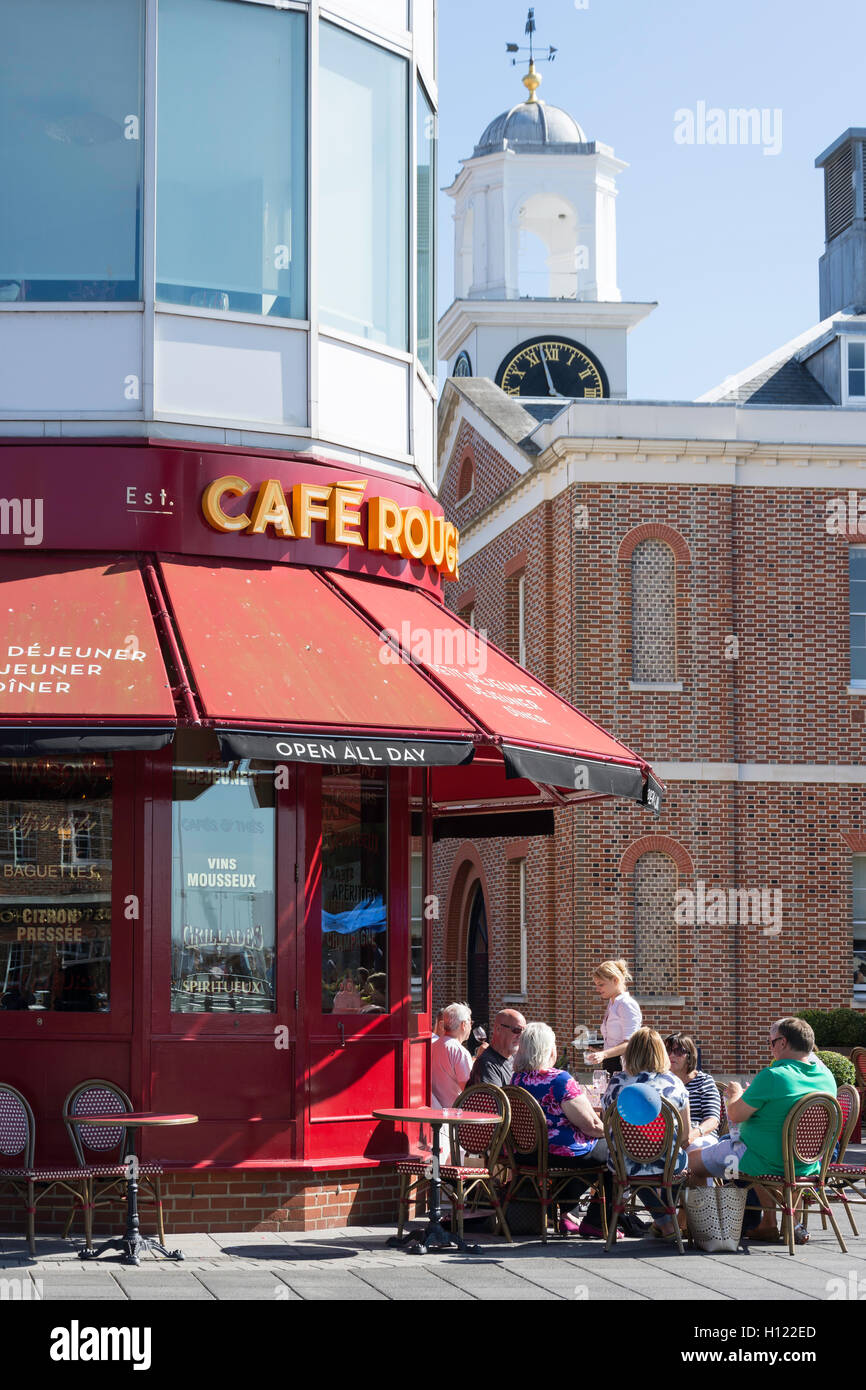 Cafe Rouge Restaurant, Canalside, Gunwharf Quays, Portsmouth Harbour, Portsmouth, Hampshire, England, United Kingdom Stock Photo