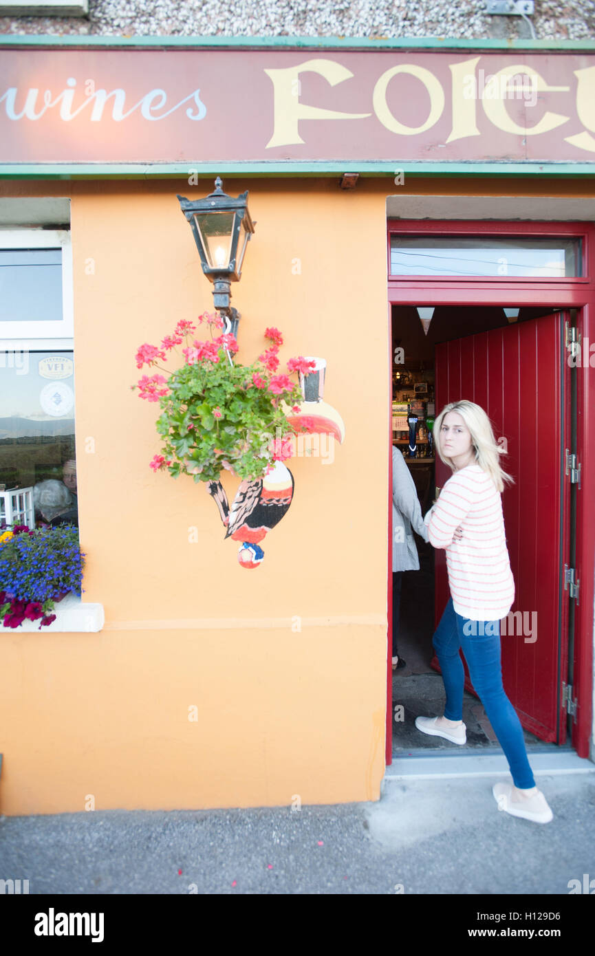 Pub Foley's Foley's Pub. Inch. Co. Kerry. EIRE Stock Photo - Alamy