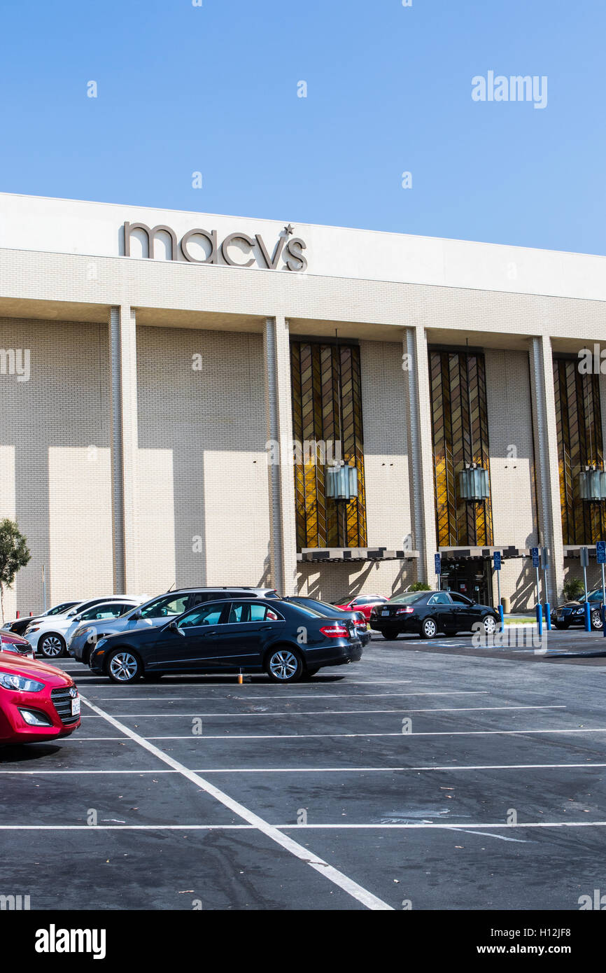 Cerritos mall hires stock photography and images Alamy