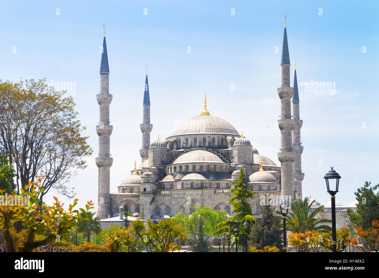 Blue ( Sultan Ahmed ) Mosque, Istanbul, Turkey Stock Photo - Alamy