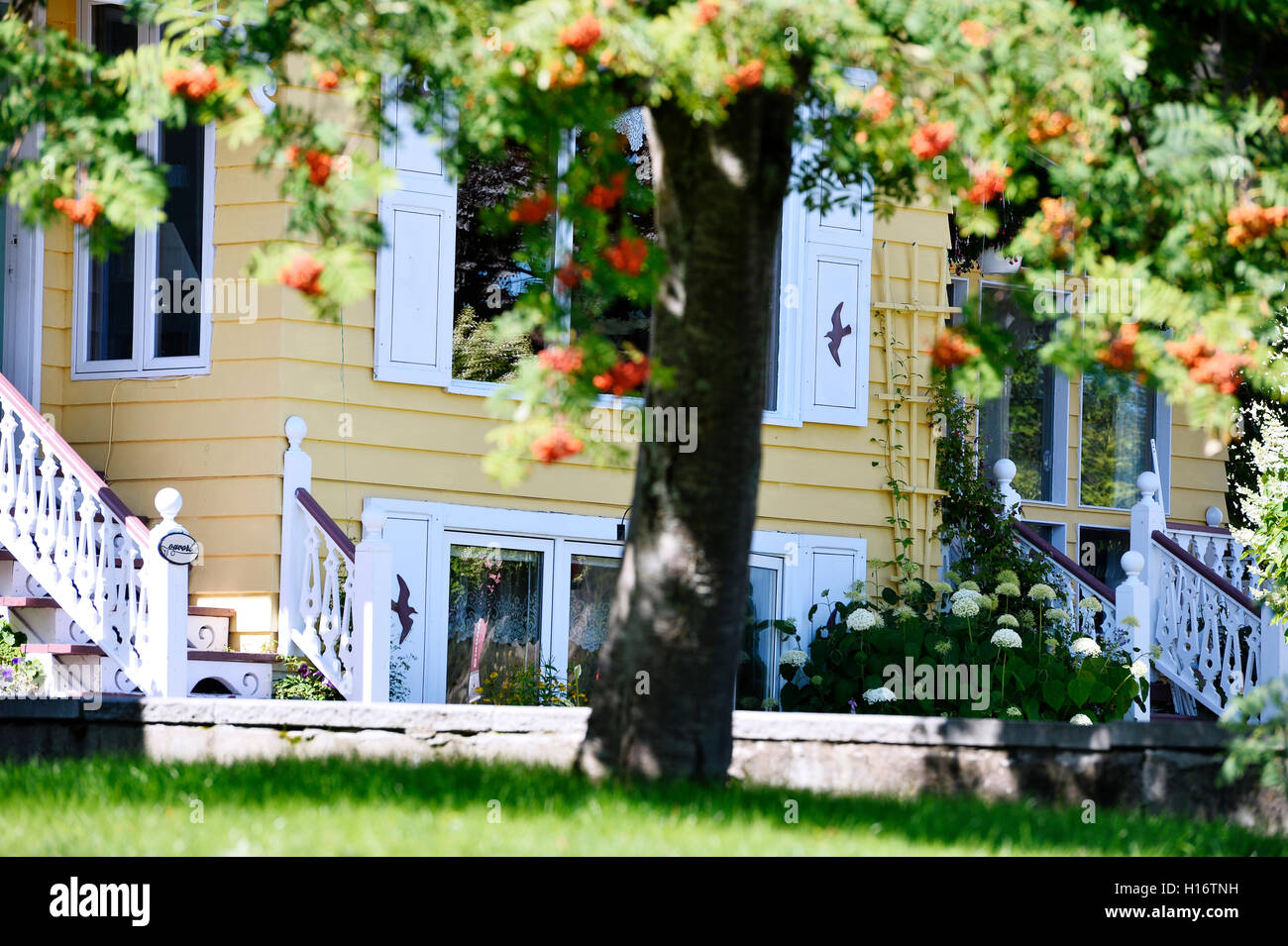 Typical house of Tadoussac, Canada Stock Photo Alamy