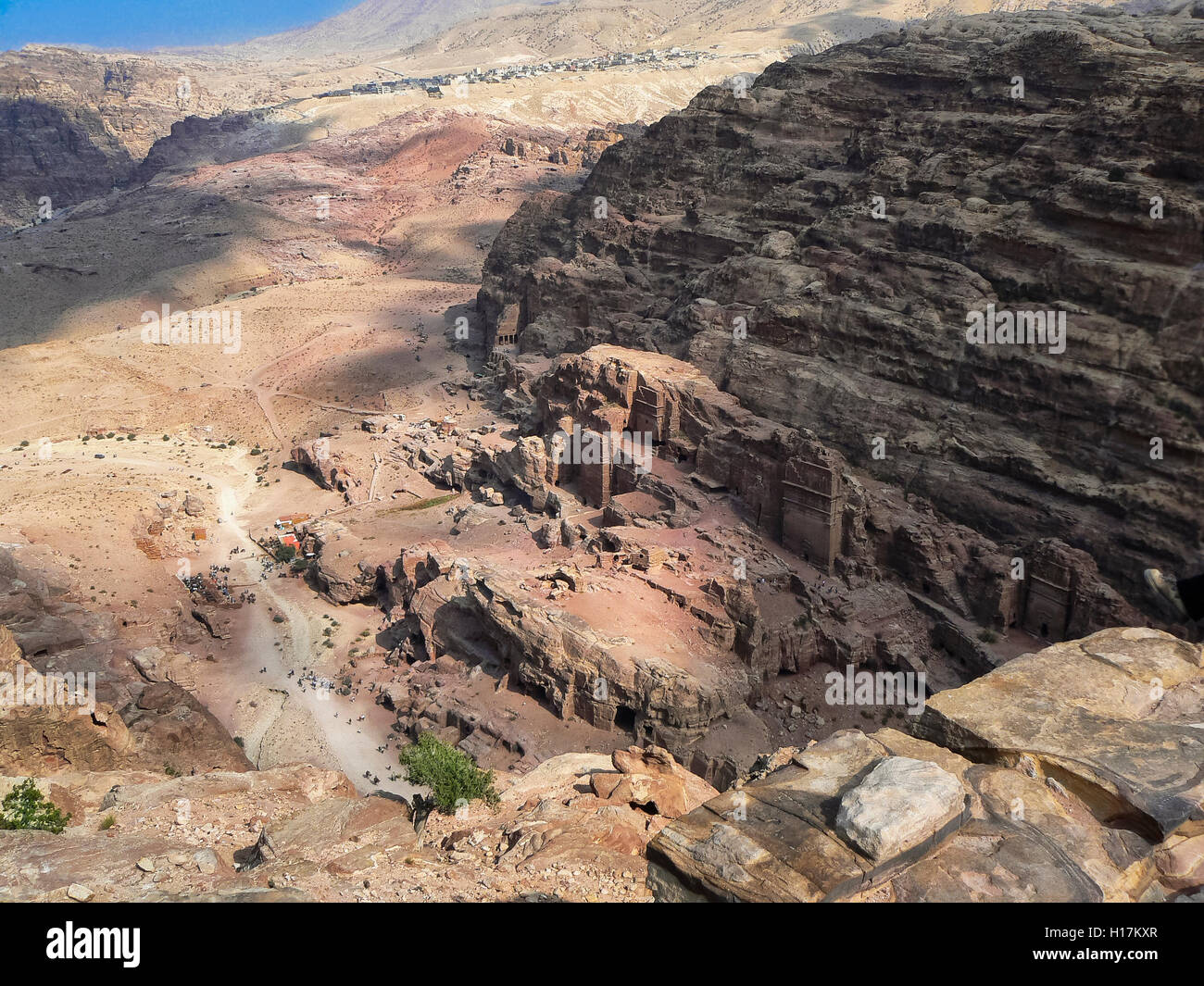 Petra jordan view from above hi-res stock photography and images - Alamy