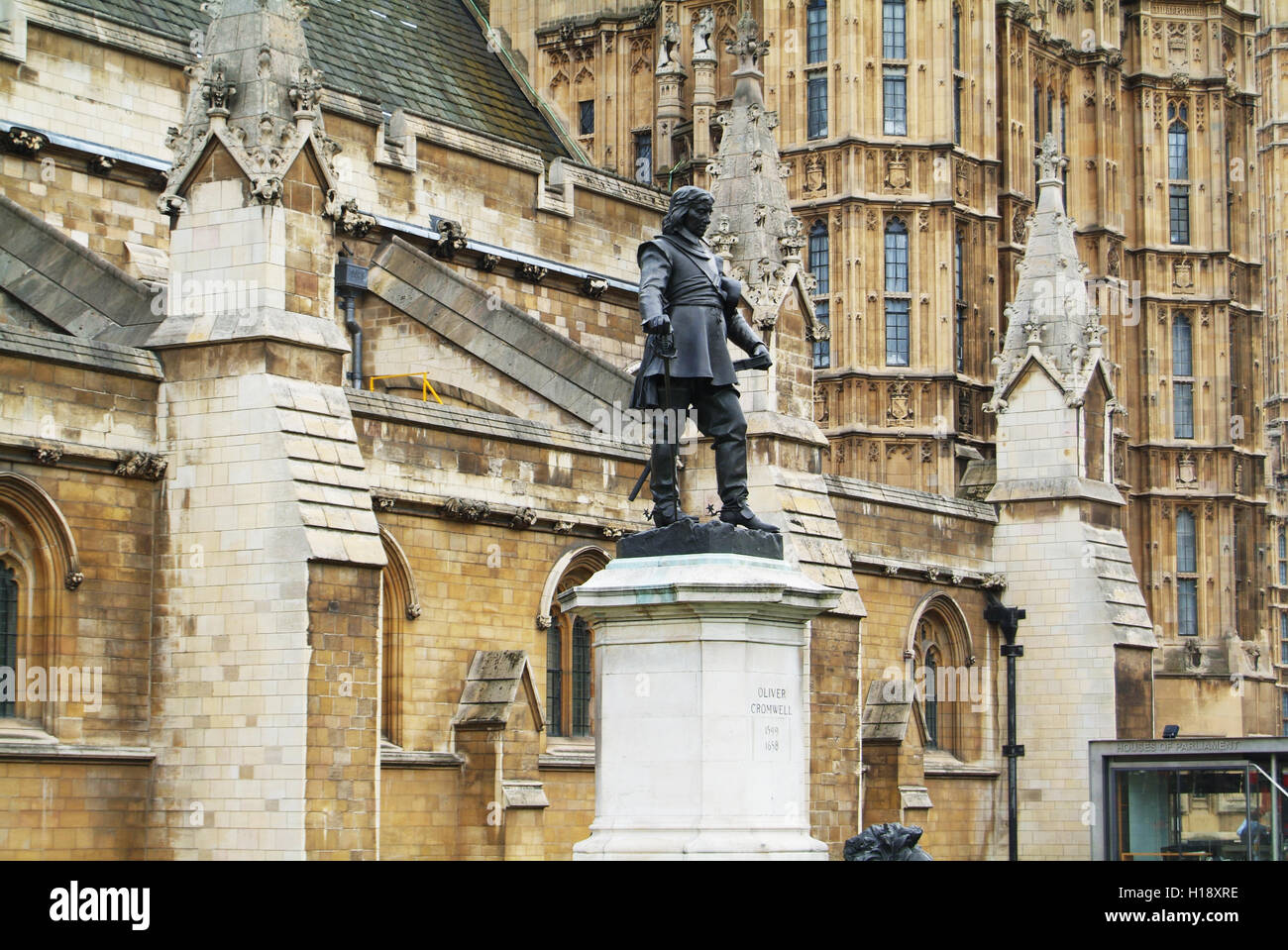 Oliver Cromwell statue outside Westminster Palace in London Stock Photo