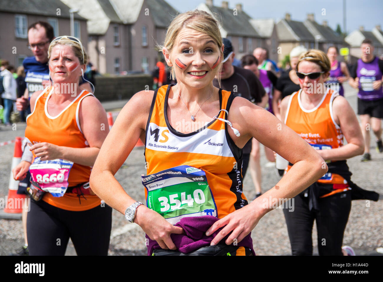 Smiling Participants marathon in Edinburgh Stock Photo