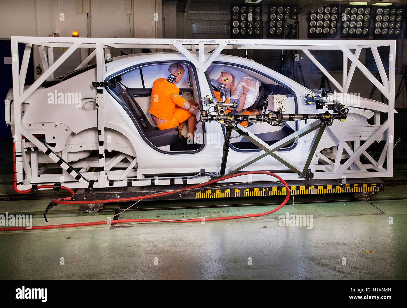 Skoda Auto, sled test, crash test dummy Oscar, seat belts usage, safety