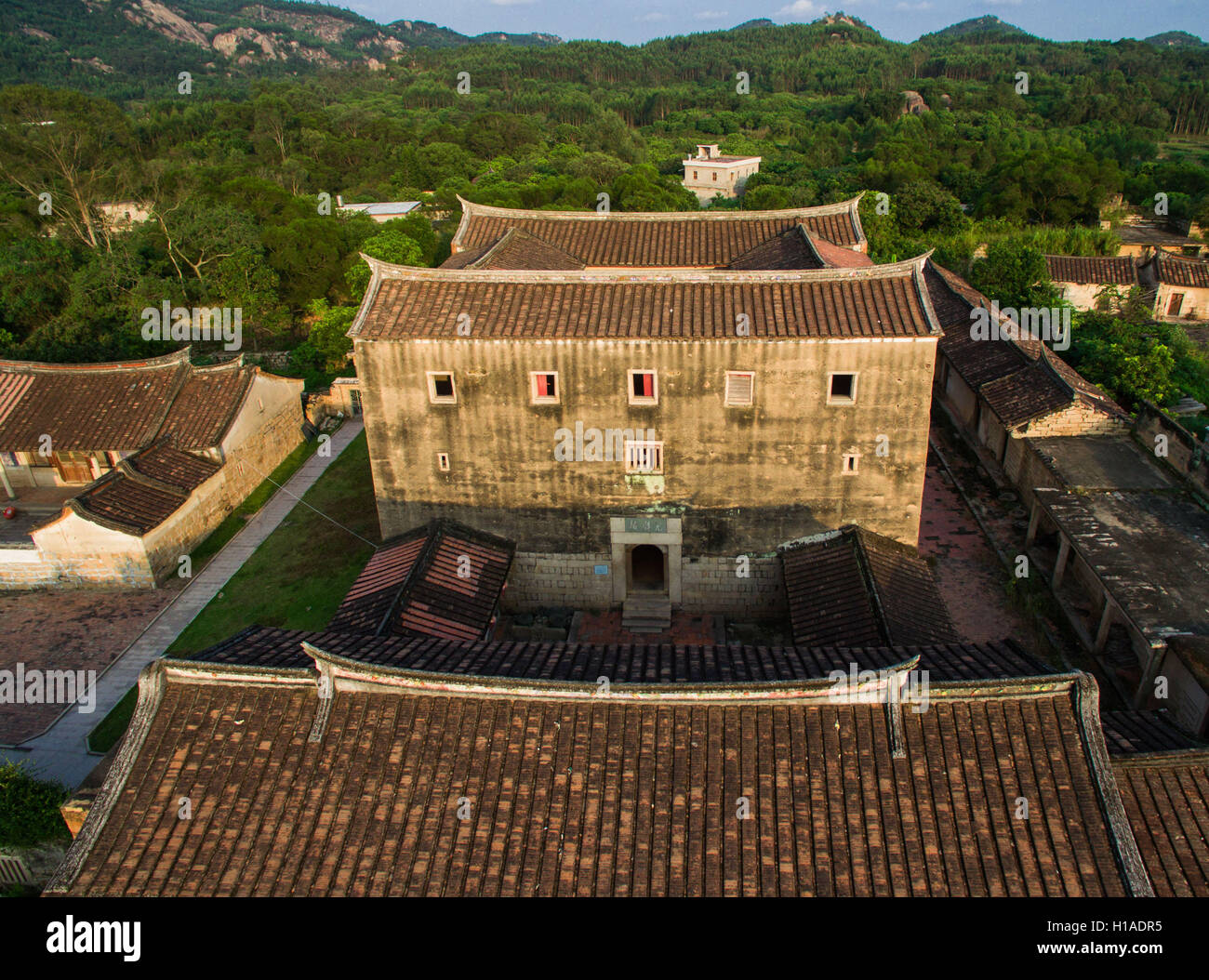Local Gov T Returns Property To Fujian Church