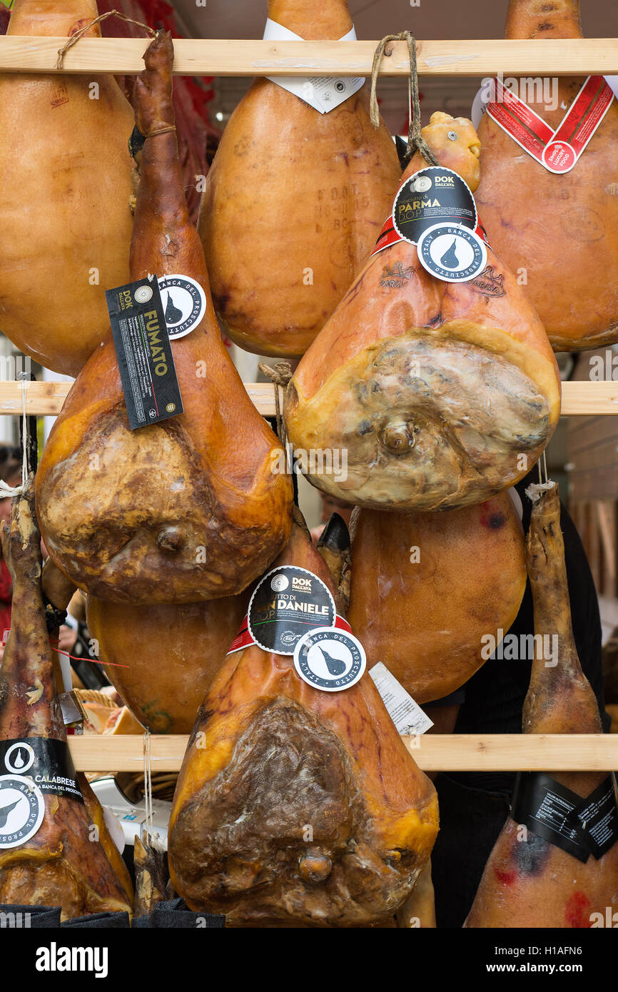 Italy Piedmont Turin 'Mother Earth -  Salone del Gusto 2016 ' - The theme of this year's edition is LOVING THE EARTH - Friuli  San Daniele ham Stock Photo