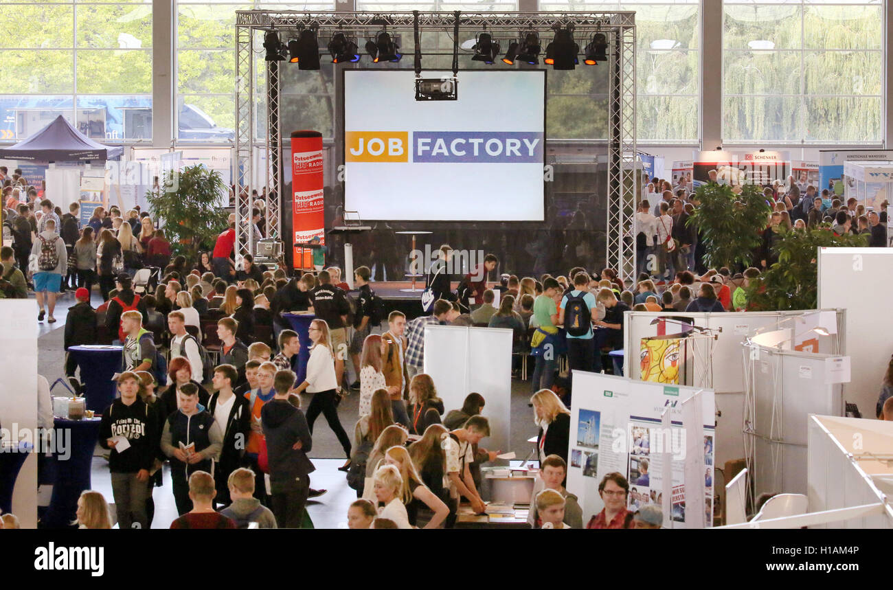 Rostock, Germany. 23rd Sep, 2016. Students at the Jobfactory in Rostock