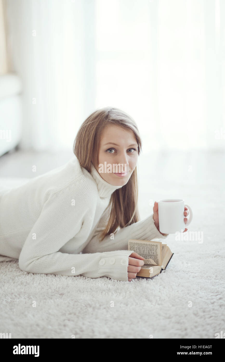 Girl reading book Stock Photo Alamy