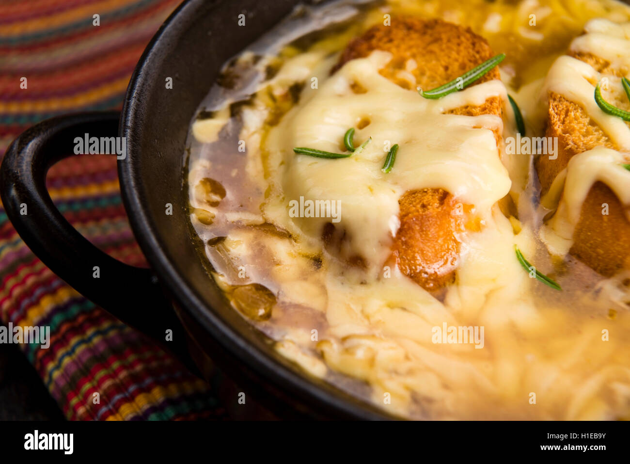 French onion soup with ingredients Stock Photo - Alamy