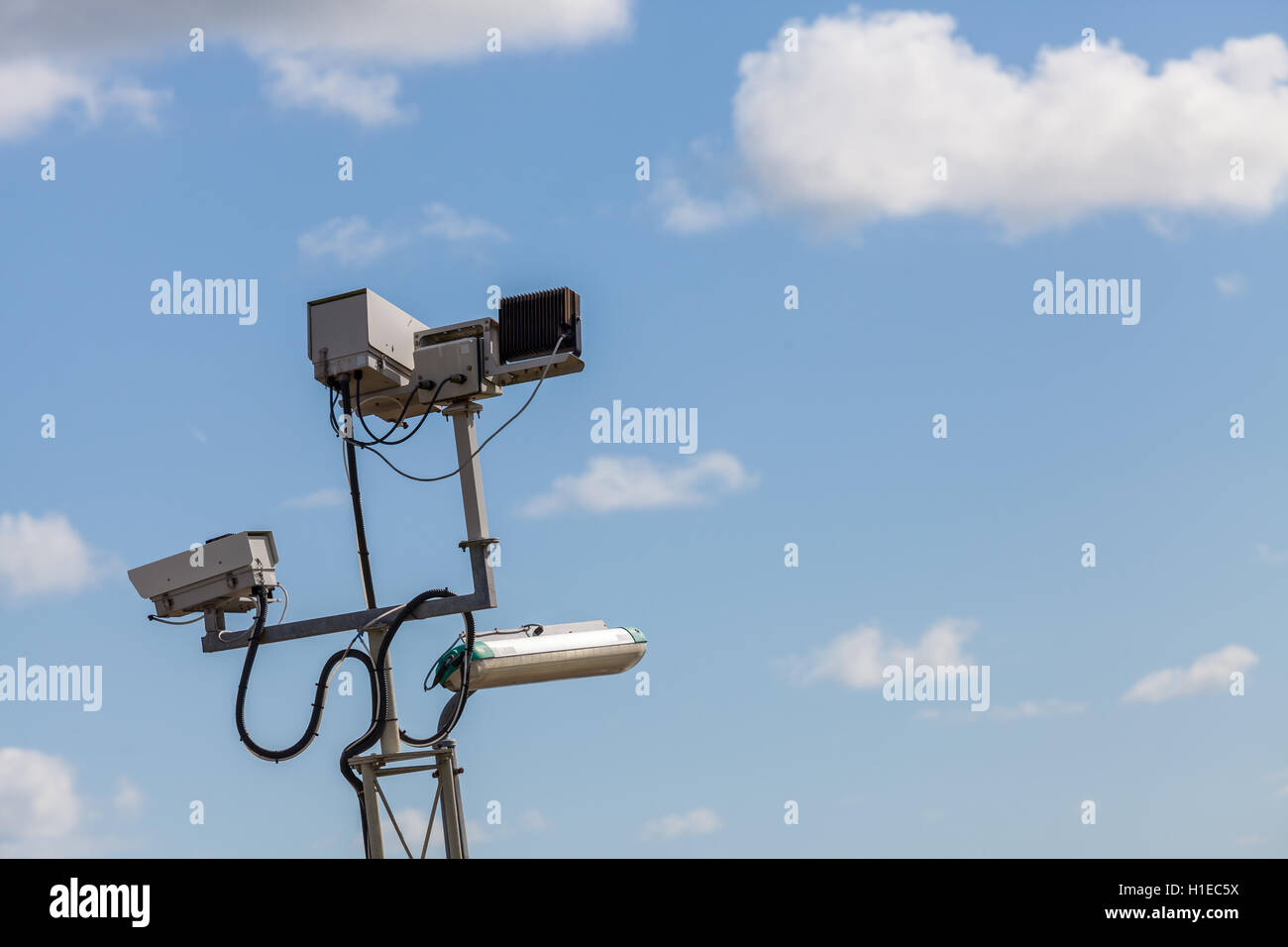 Security camera fence hires stock photography and images Alamy