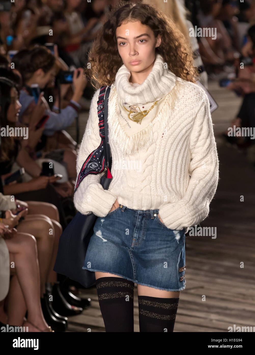 NEW YORK, NY - SEPTEMBER 09, 2016: Sasha Kichigina walks the runway at Tommy  Hilfiger Women's Fashion Show during NYFW Stock Photo - Alamy