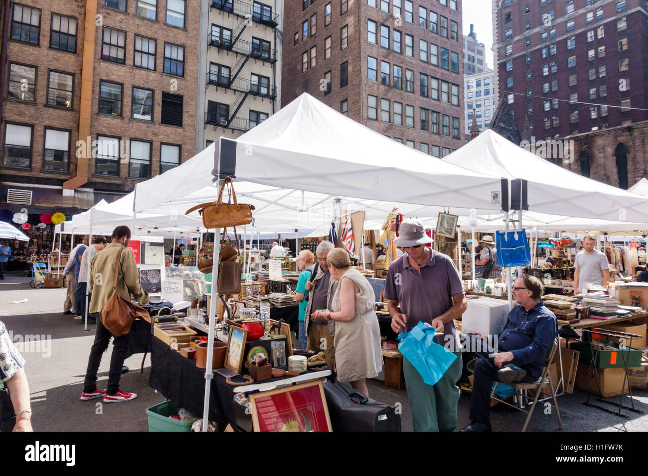 New York, NY, NYC, New York City, Manhattan, Chelsea, Chelsea Flea Market, weekly openair