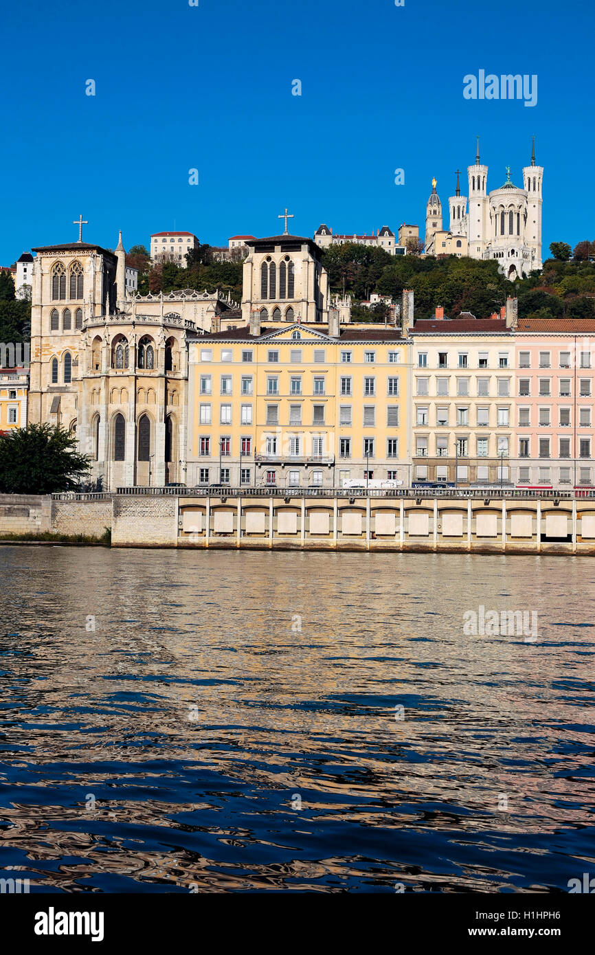 Tall building in lyon hi-res stock photography and images - Alamy