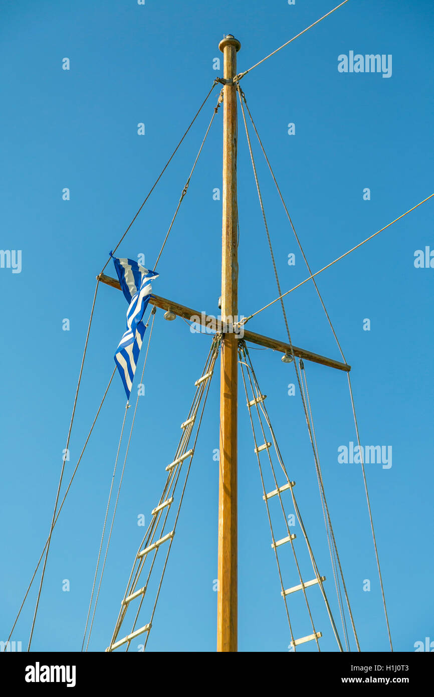 detail of a ship's mast with greek flag Stock Photo - Alamy