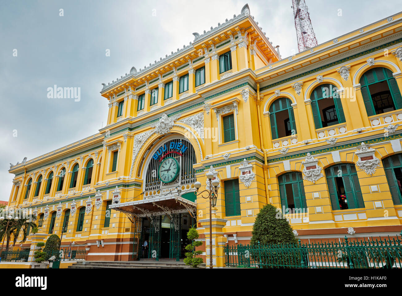 Central Post Office Building Exterior Hi res Stock Photography And