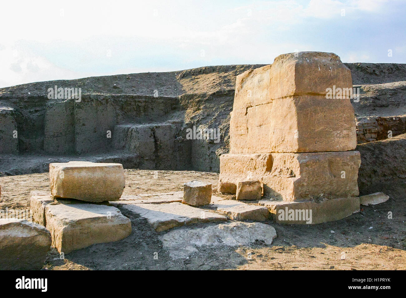 Egypt, Nile Delta, Tanis, the East temple, built by Ramses II and reused by Osorkon II : Entrance gate. Stock Photo