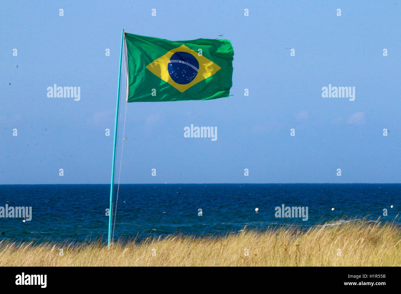brasilianische Fahne, Ostsee, Markgrafenheide. Stock Photo