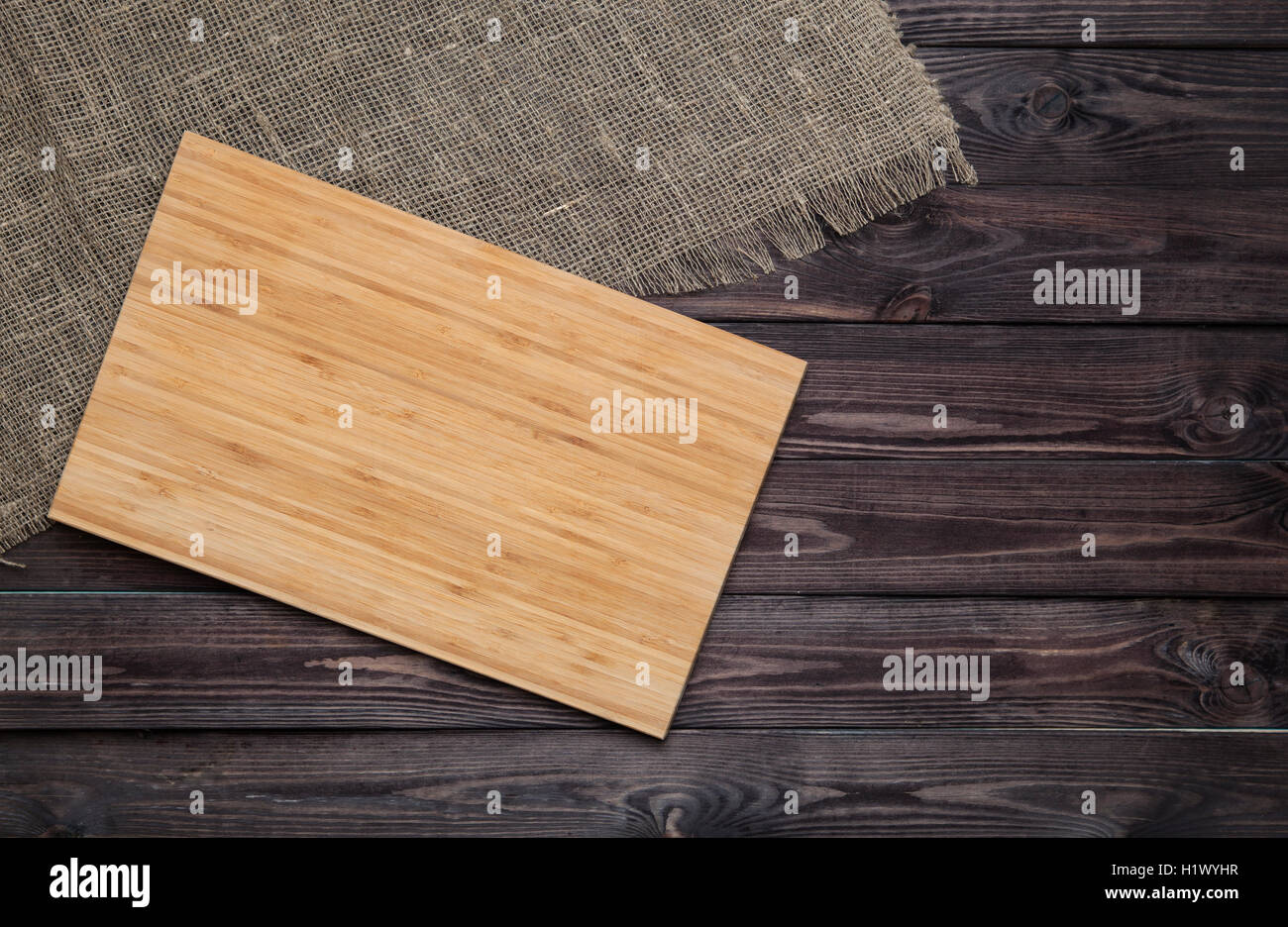 cutting board dark wood
