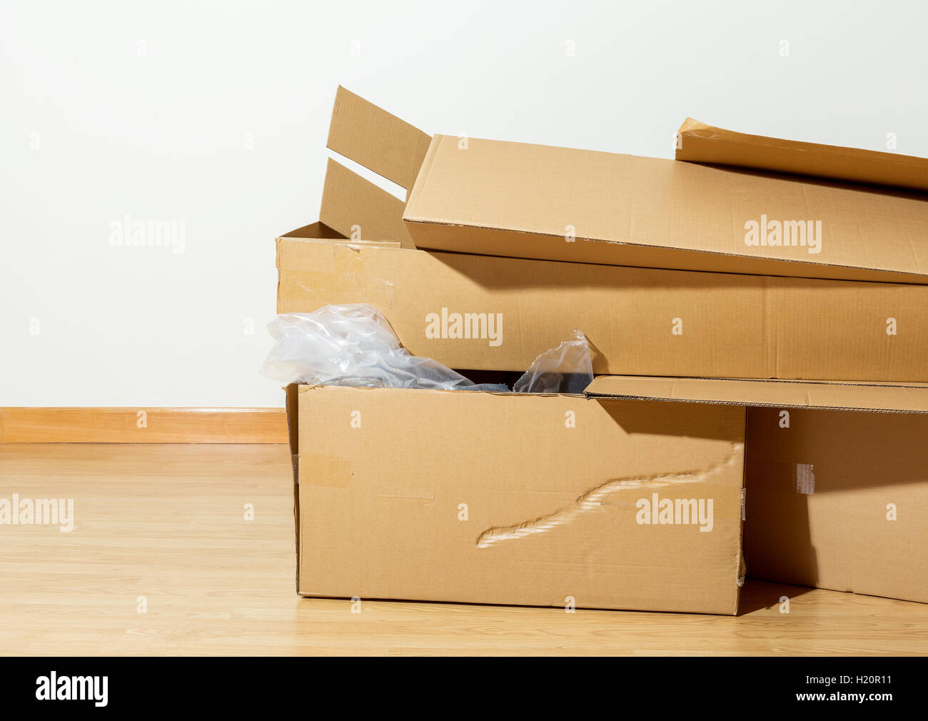 Used Carton box Stock Photo - Alamy