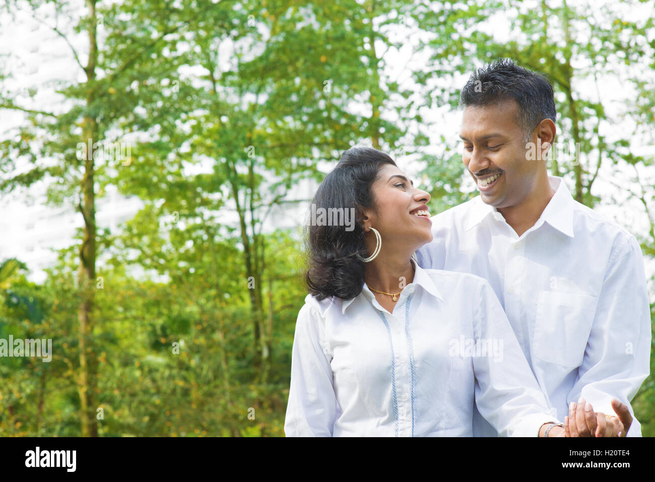 Asian middle age couple together hi-res stock photography and images ...