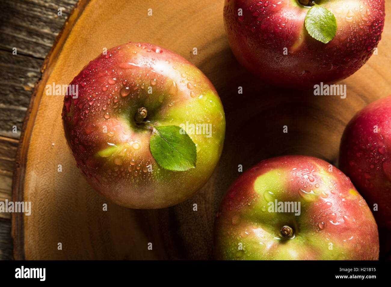 Mcintosh red apple hires stock photography and images Alamy