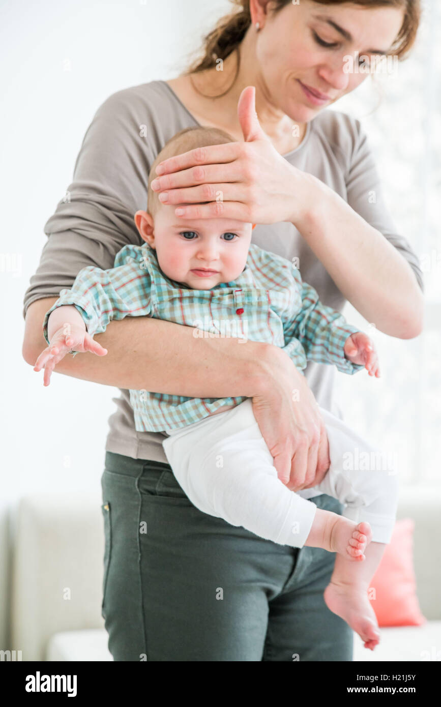 Baby temperature hires stock photography and images Alamy