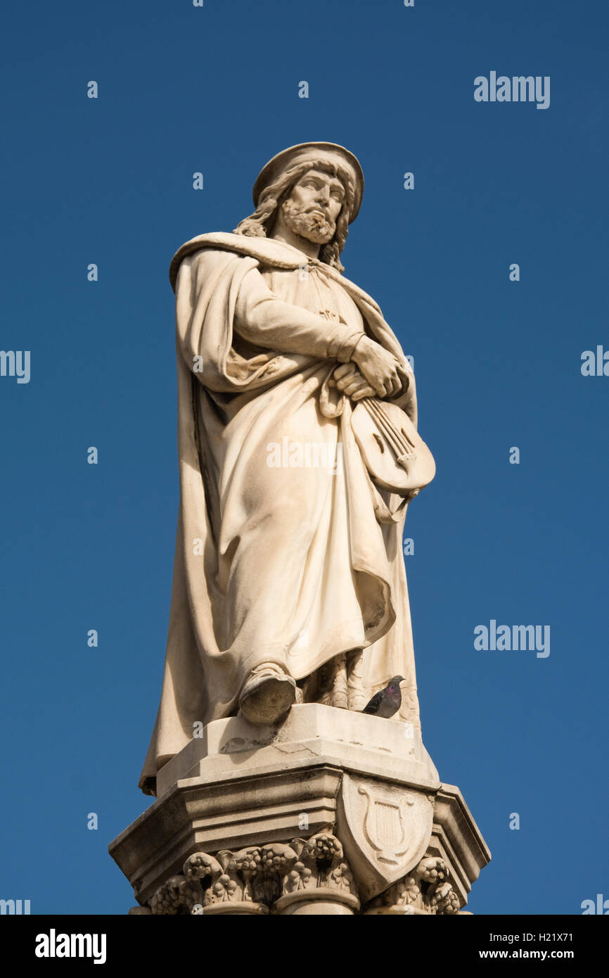 Statue of walther von der vogelweide hires stock photography and images Alamy