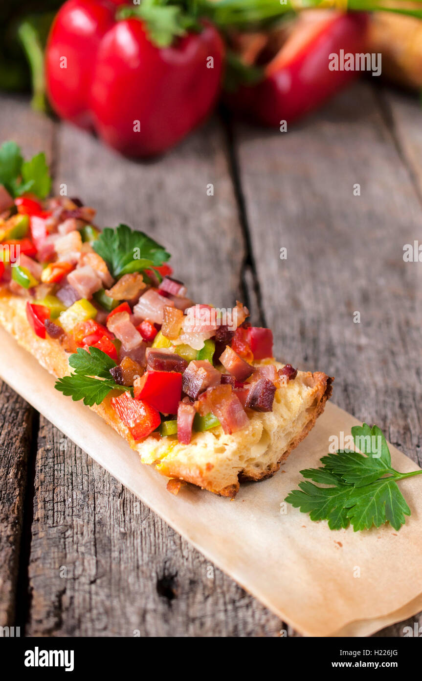 Fresh baked tasty american hi-res stock photography and images - Alamy