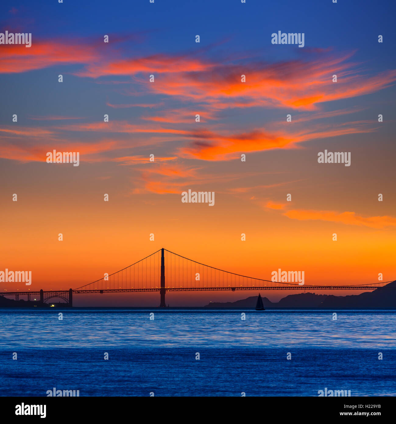 Golden Gate bridge sunset in San Francisco California Stock Photo - Alamy