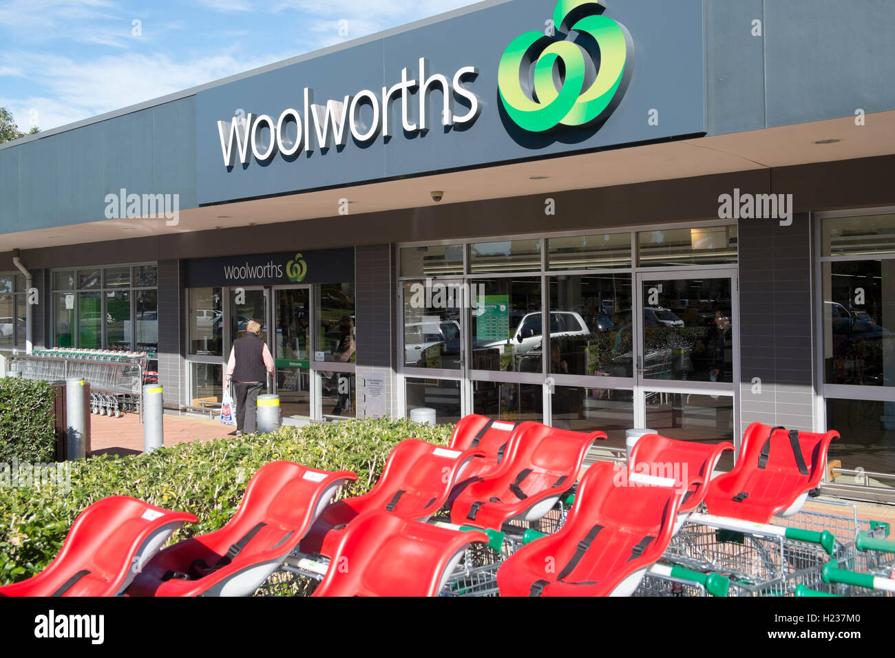 Woolworths supermarket store shop in North Sydney area,Australia Stock Photo