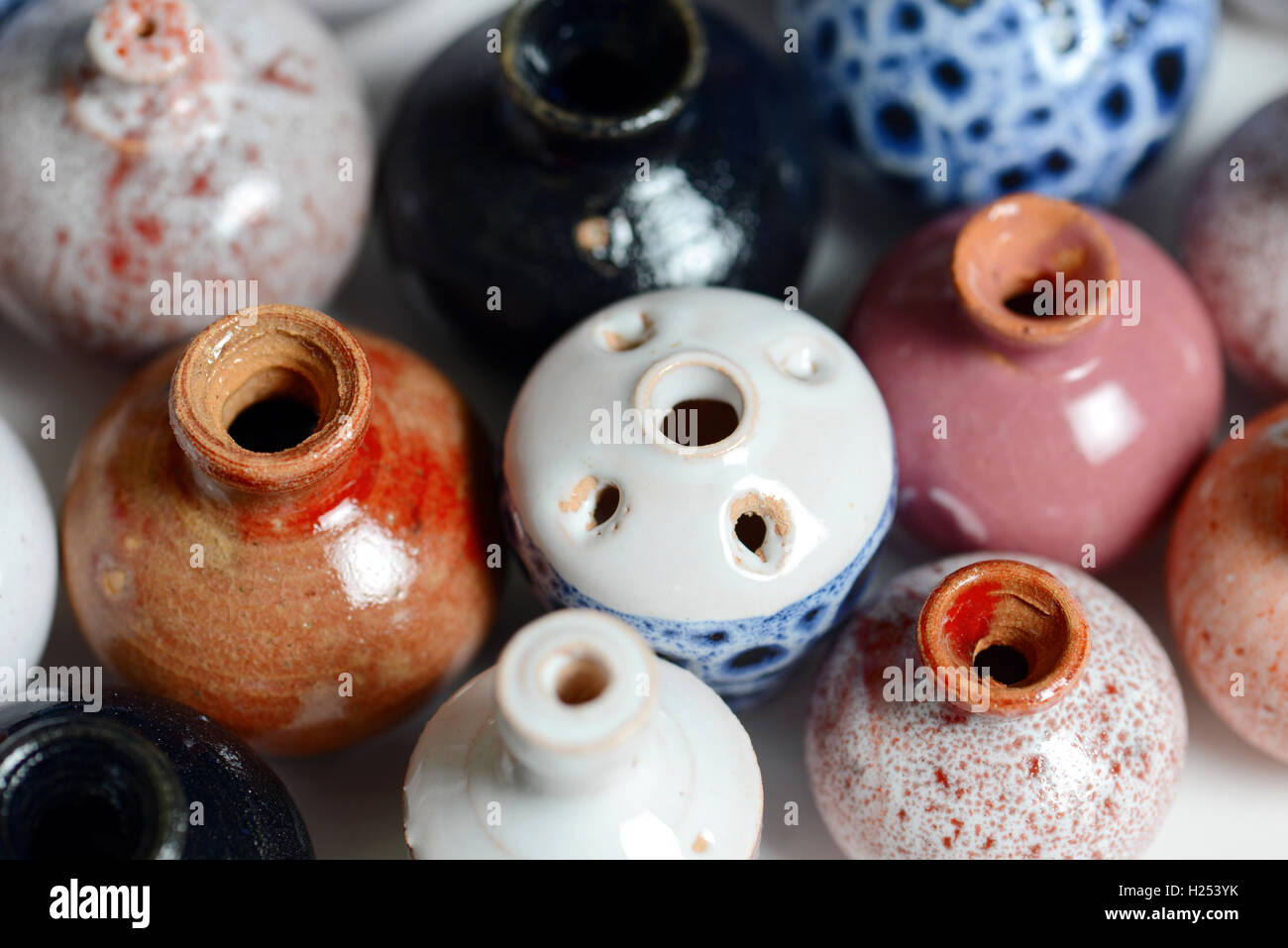 Clay pots and cutout hires stock photography and images Alamy