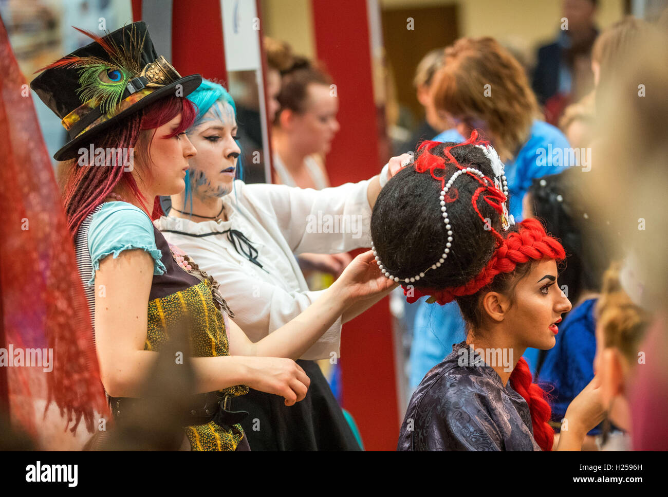 Hairdressing College High Resolution Stock Photography And Images Alamy