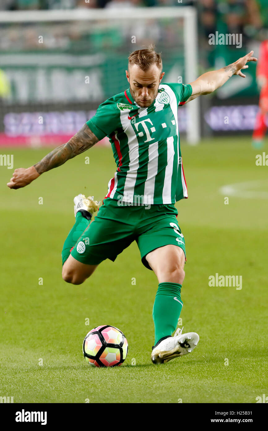 Amer Gojak of Ferencvarosi TC controls the ball during the Hungarian  News Photo - Getty Images