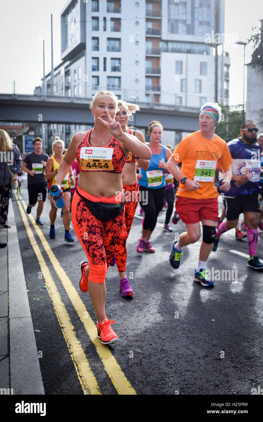 English marathon hi-res stock photography and images - Page 13 - Alamy
