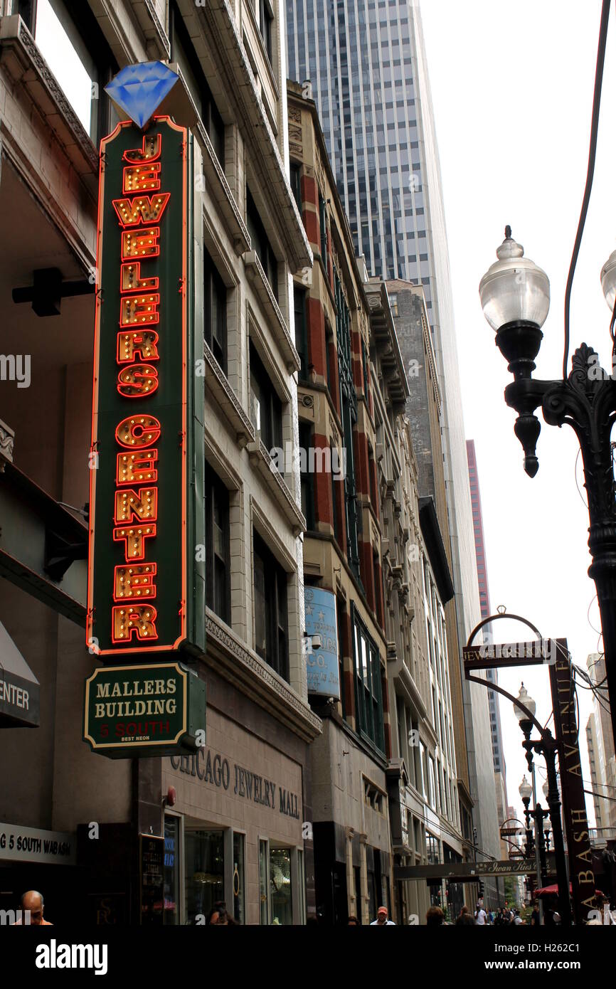 Jewelers Center sign on Jewelers Row (Wabash Ave.) in the Loop, Chicago, IL Stock Photo