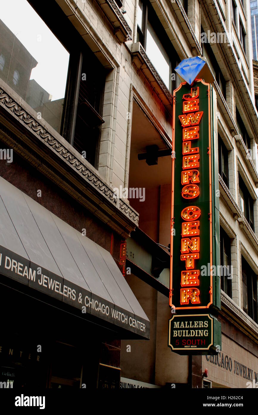 Jewelers Center sign on Jewelers Row (Wabash Ave.) in the Loop, Chicago, IL Stock Photo