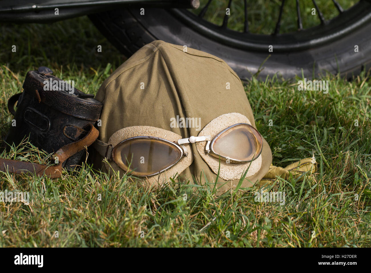 Retro military helmet hi-res stock photography and images - Alamy